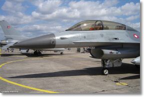 General_dynamics_Lockheed_F16B_013.jpg