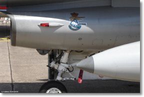 General_dynamics_Lockheed_F16B_023.jpg
