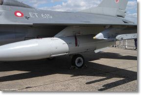 General_dynamics_Lockheed_F16B_025.jpg