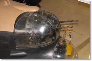 walkaround_avro_lancaster010.jpg