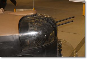 walkaround_avro_lancaster015.jpg