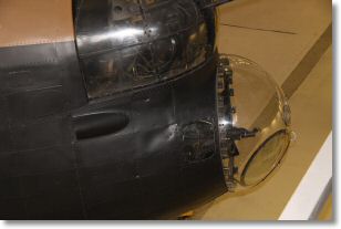 walkaround_avro_lancaster016.jpg