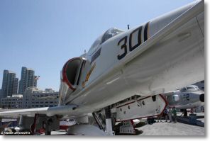 A-4F_skyhawk_walkaround_19.jpg
