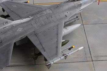 F-16